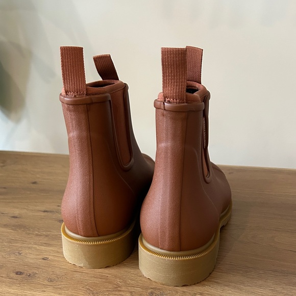 Merry People rain boot size 41 RUST. - Picture 3 of 7